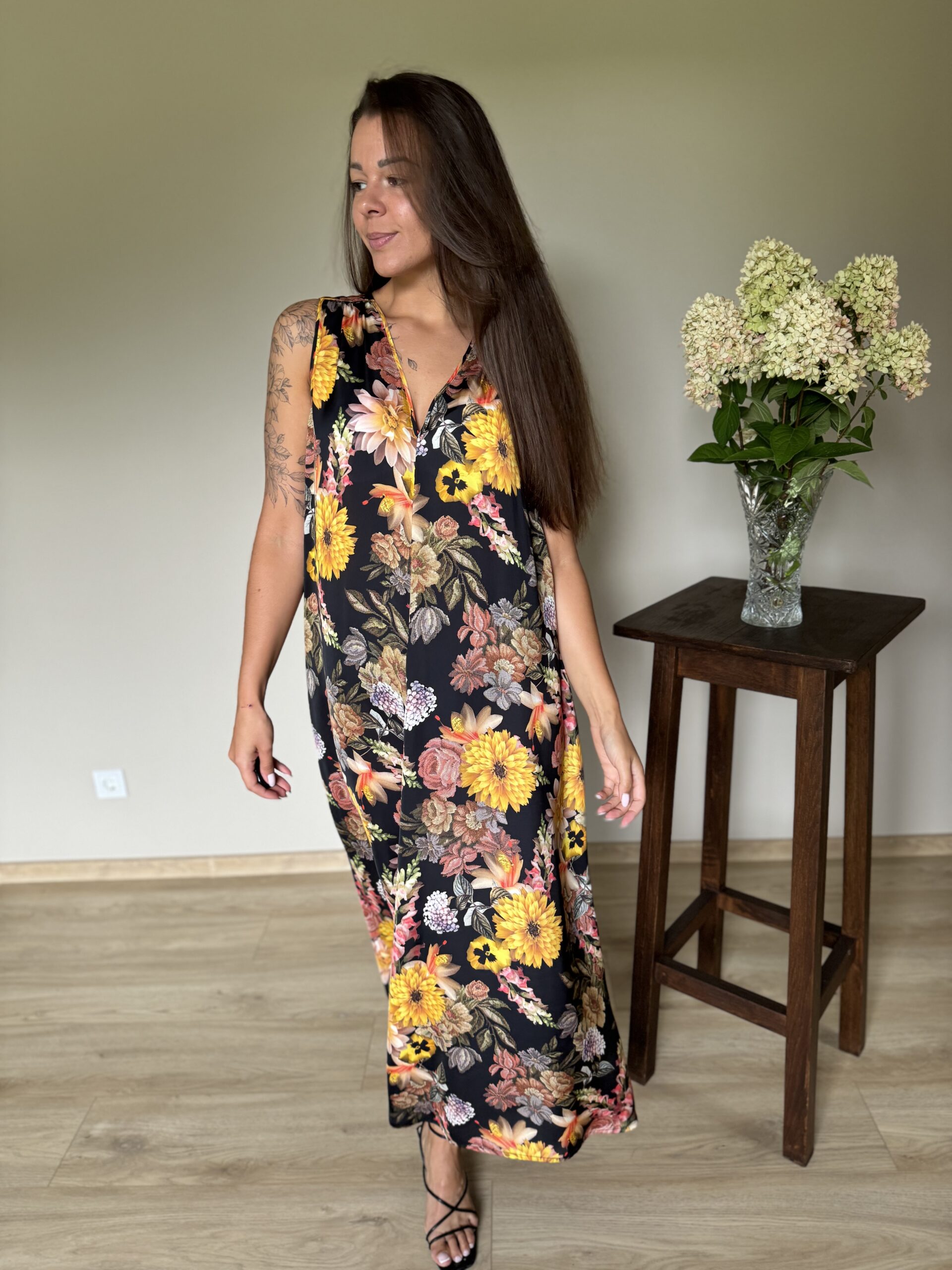 Dabīga zīda kleita