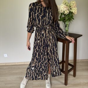 Viskozes leoparda kleita