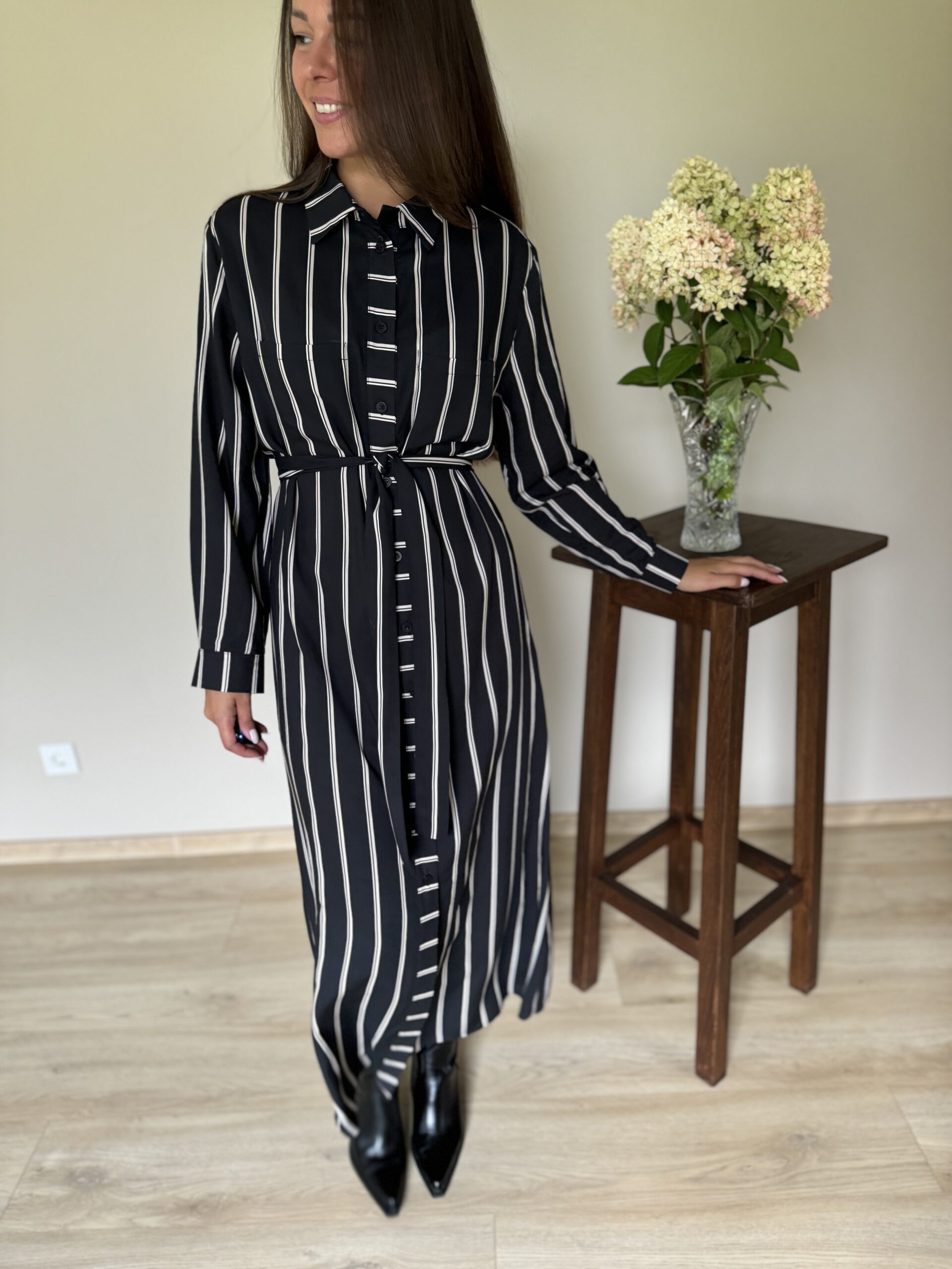 Viskozes leoparda kleita