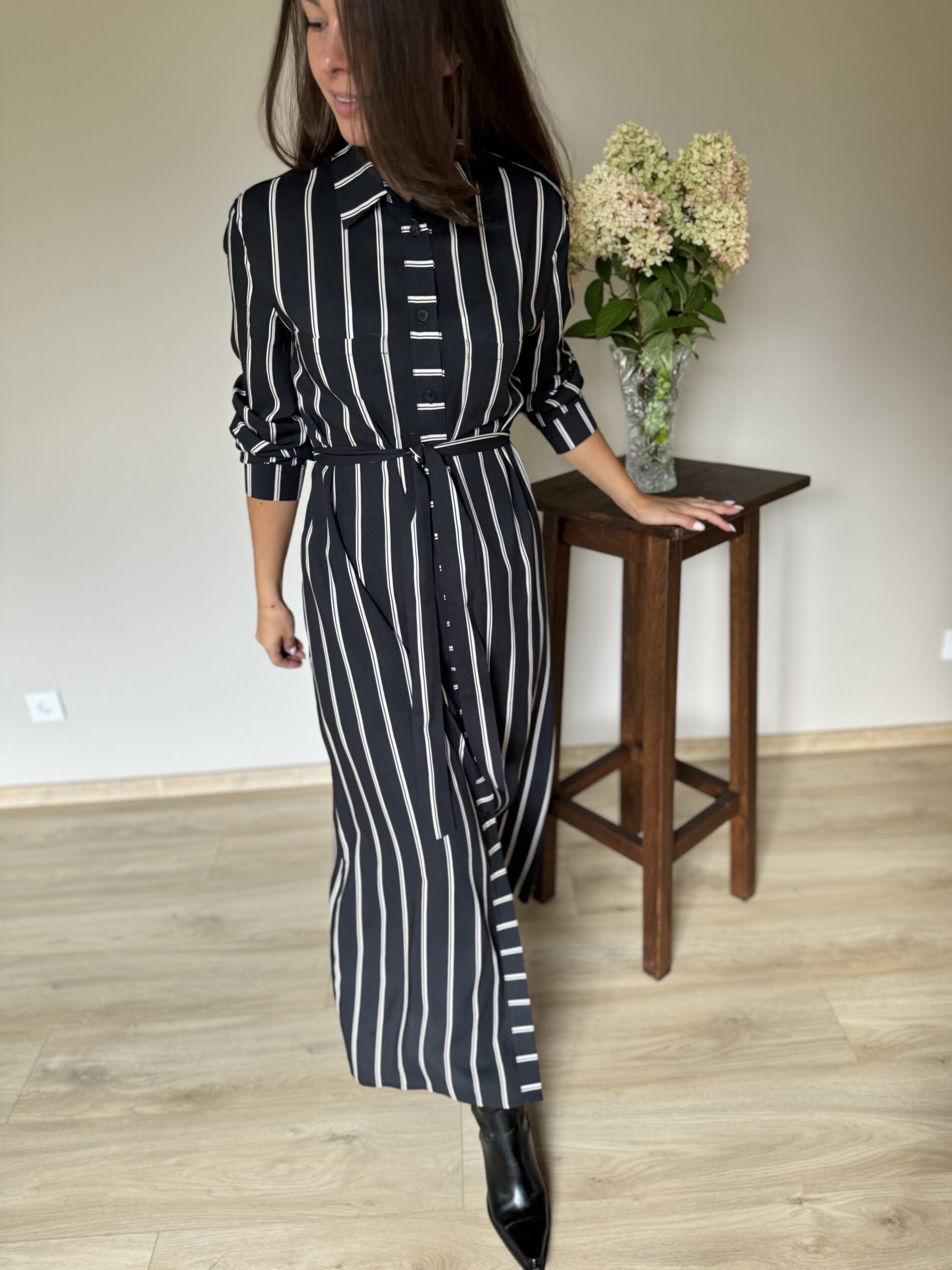 Viskozes leoparda kleita