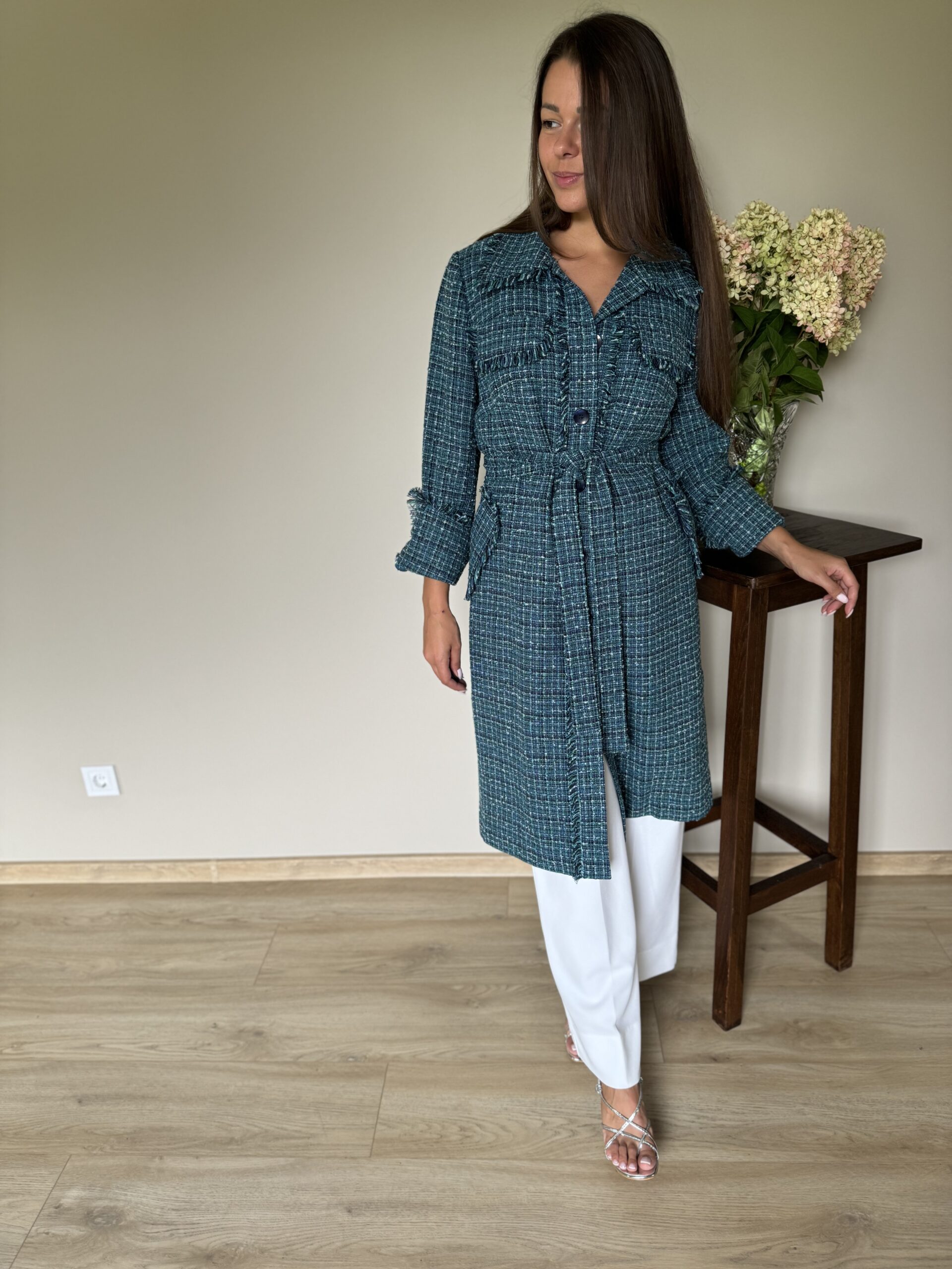 Tvīda auduma mētelis